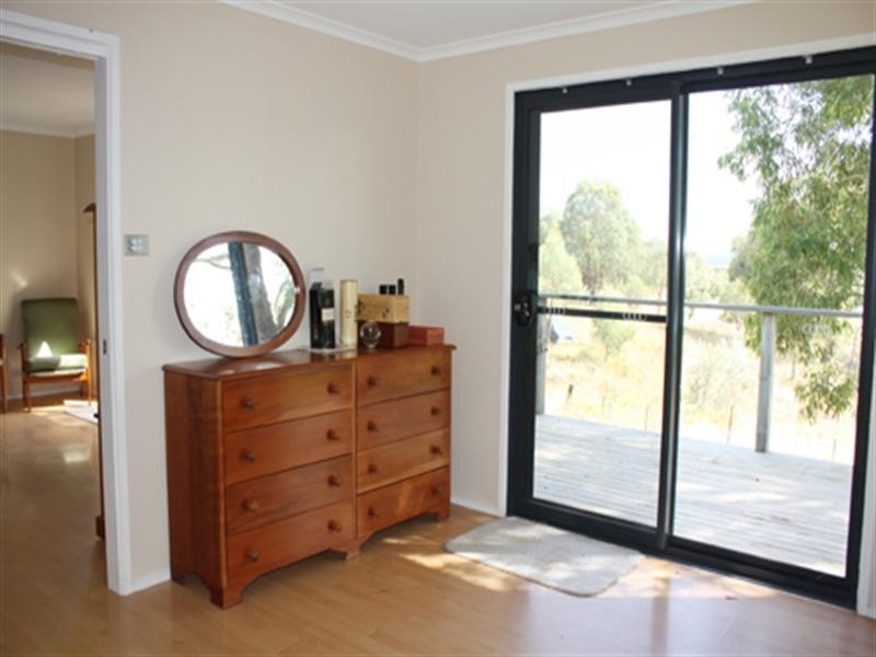 218 Radcliffe Circuit, Carwoola NSW 2620