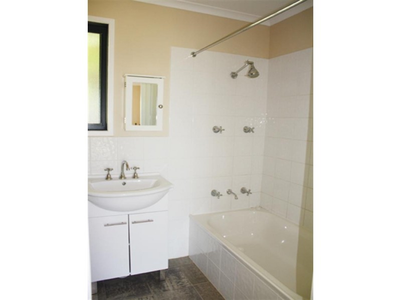 218 Radcliffe Circuit, Carwoola NSW 2620