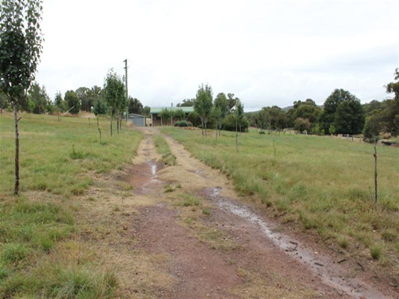 39 Brooks Creek Lane, Bywong NSW 2621