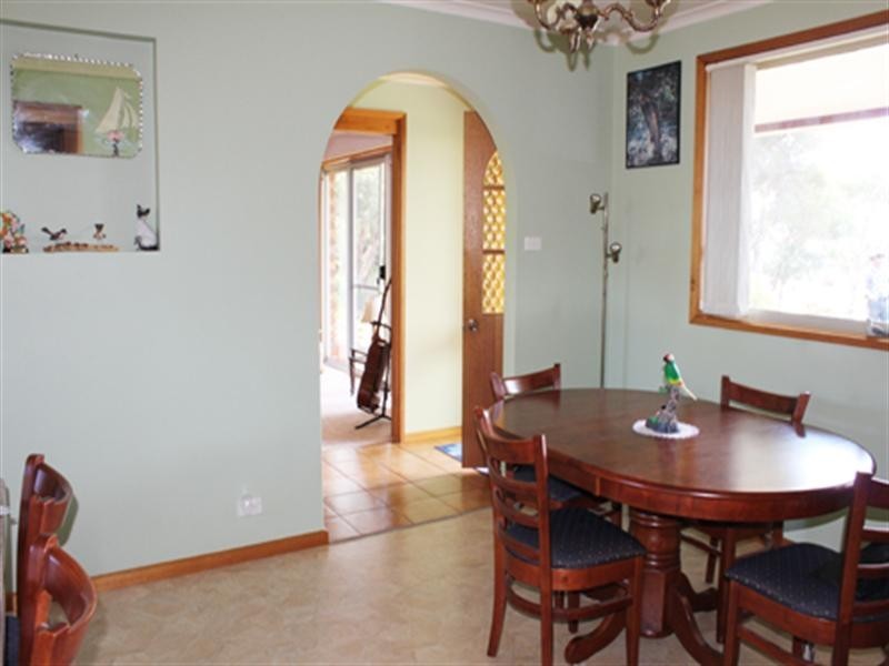 19 Radcliffe Circuit, Carwoola NSW 2620