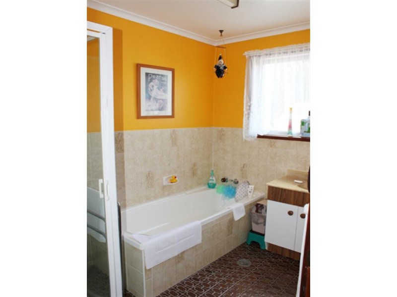 19 Radcliffe Circuit, Carwoola NSW 2620