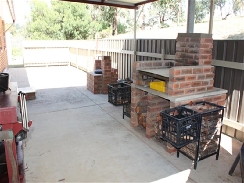 19 Radcliffe Circuit, Carwoola NSW 2620