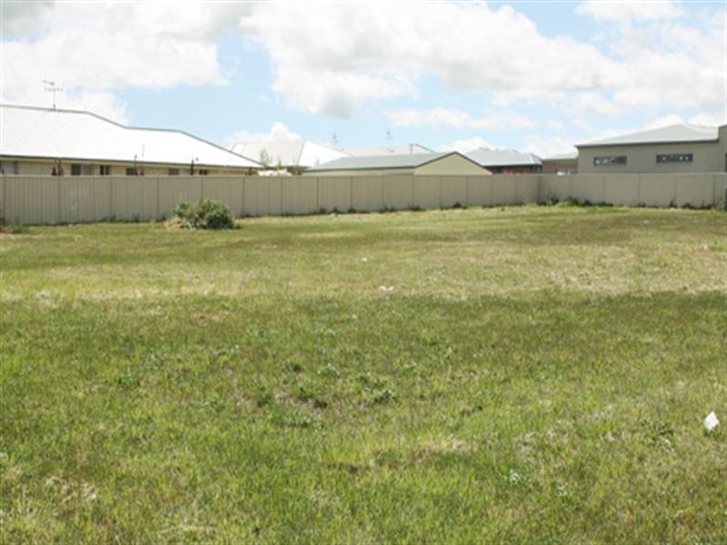 11 McCusker Drive, Bungendore NSW 2621