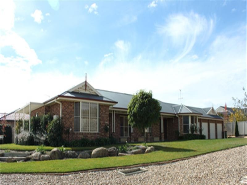 1 Keeffe Place, Bungendore NSW 2621