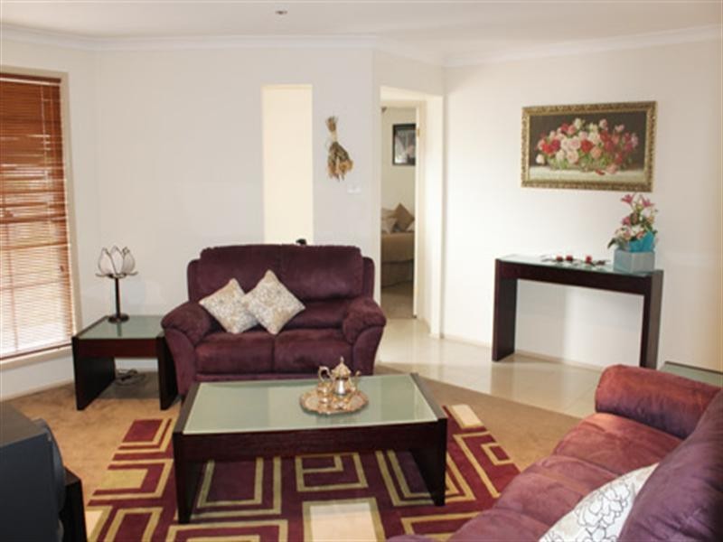 16 McCusker Drive, Bungendore NSW 2621