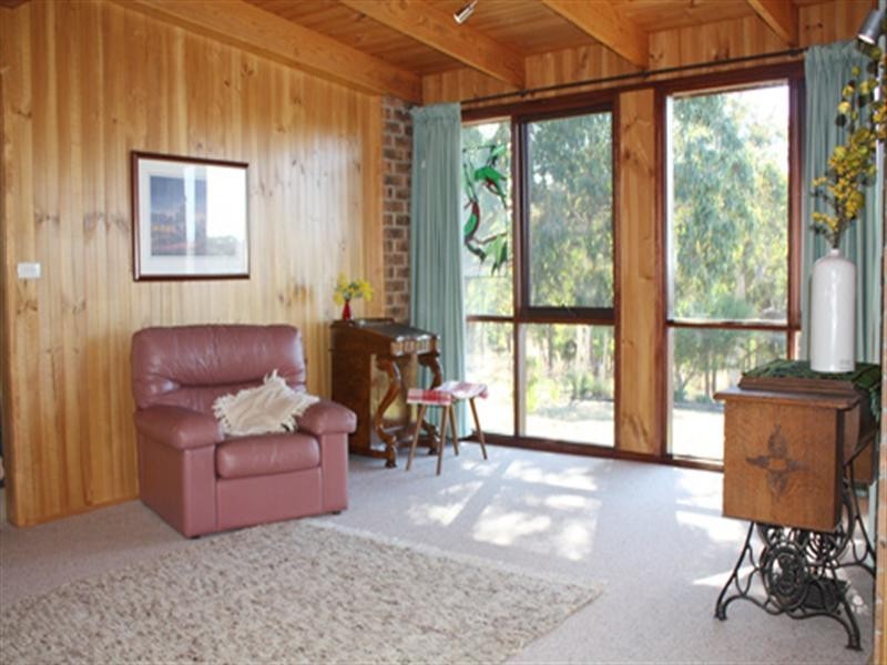 221 Nerrin Lane, Bywong NSW 2621