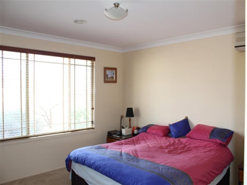 27 Ashby Drive, Bungendore NSW 2621