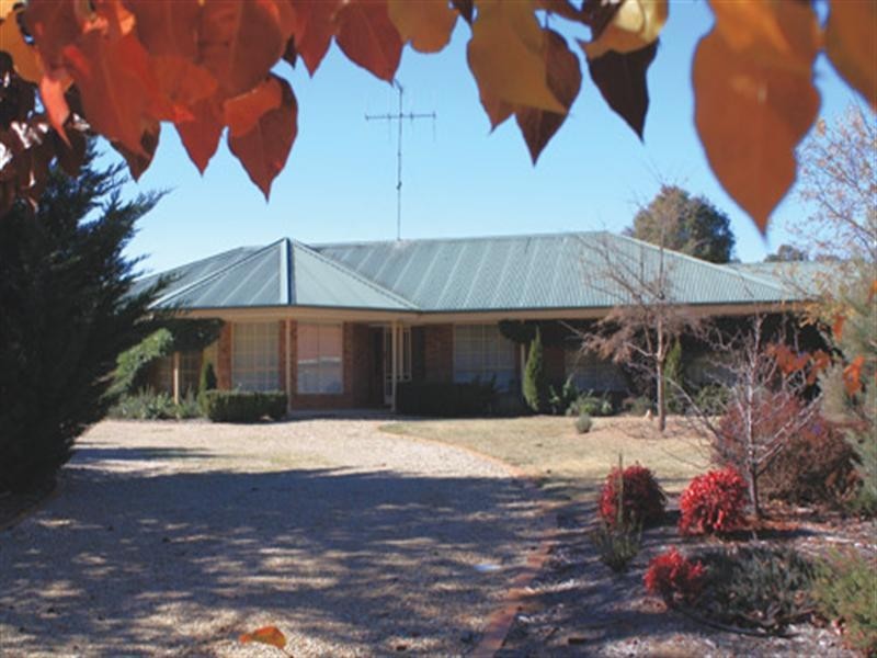 4 John Dwyer Crescent, Bungendore NSW 2621