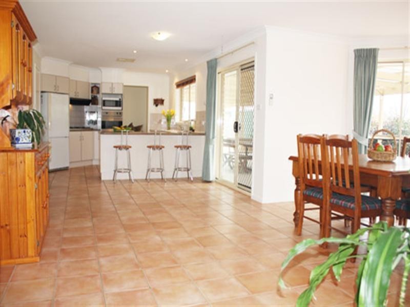 4 John Dwyer Crescent, Bungendore NSW 2621