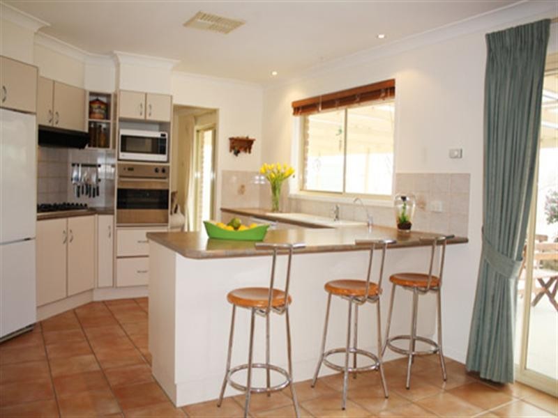 4 John Dwyer Crescent, Bungendore NSW 2621