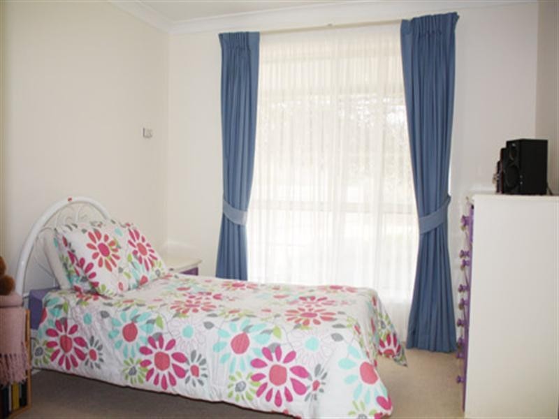 4 John Dwyer Crescent, Bungendore NSW 2621