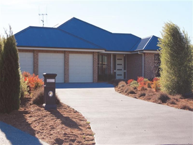 9 Scott Street, Bungendore NSW 2621