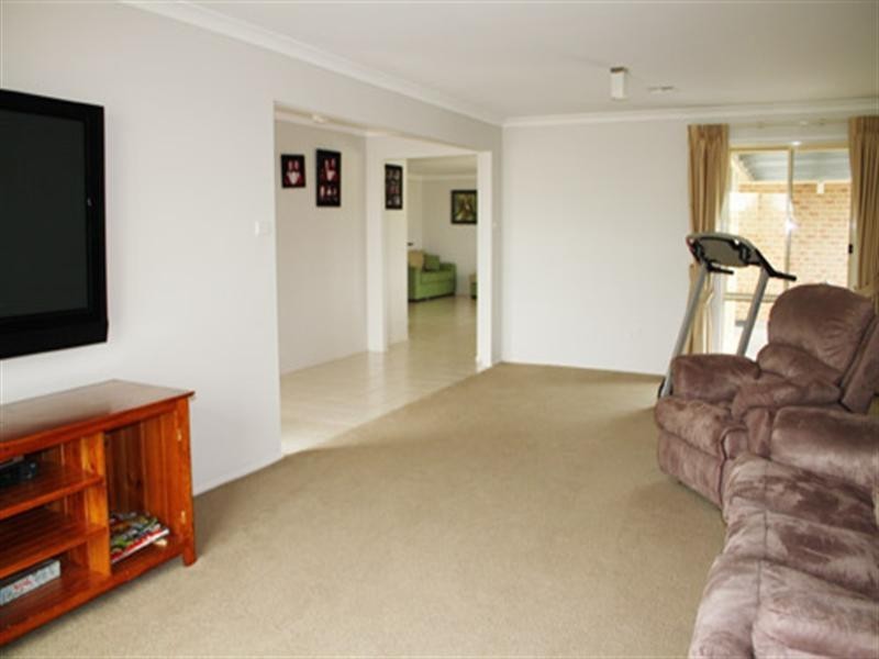 9 Scott Street, Bungendore NSW 2621