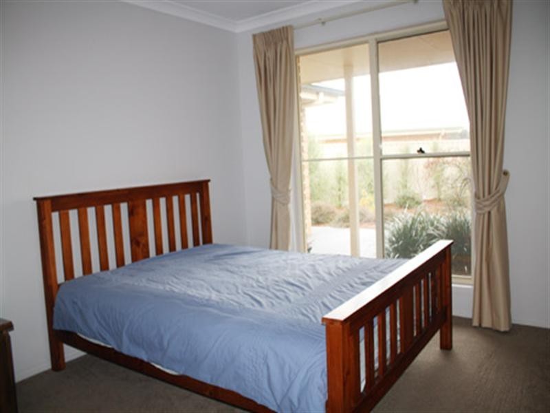 9 Scott Street, Bungendore NSW 2621