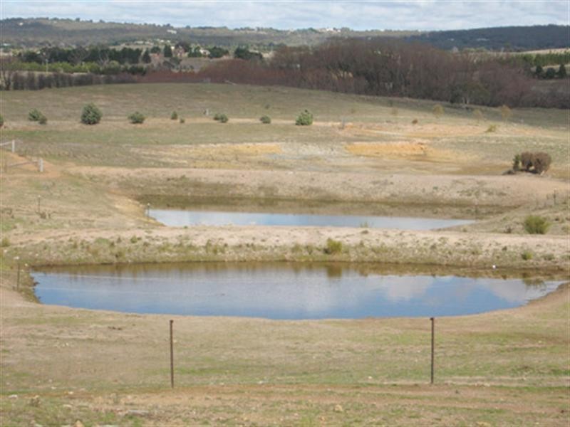 42 Snowgum Lane, Bywong NSW 2621