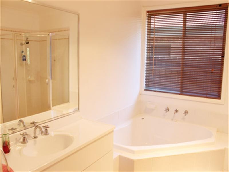 25 Ashby Drive, Bungendore NSW 2621