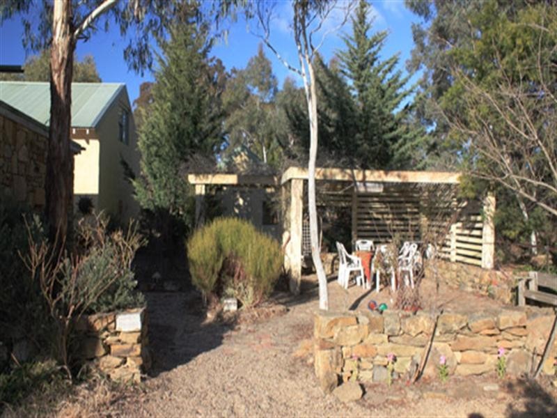 19 Reedy Creek Place, Wamboin NSW 2620