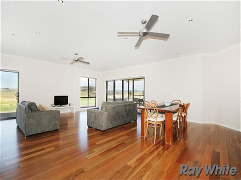 40 Hyland Drive, Bungendore NSW 2621