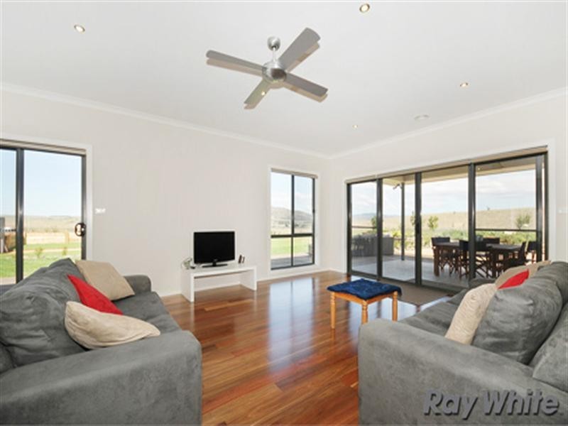 40 Hyland Drive, Bungendore NSW 2621