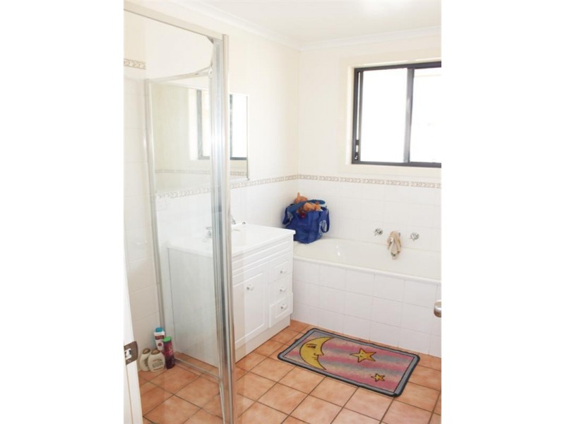 13 McCusker Drive, Bungendore NSW 2621