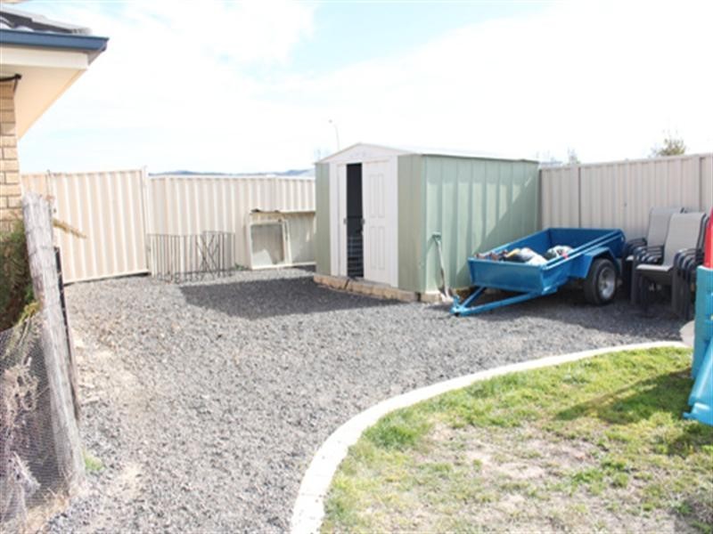 13 McCusker Drive, Bungendore NSW 2621