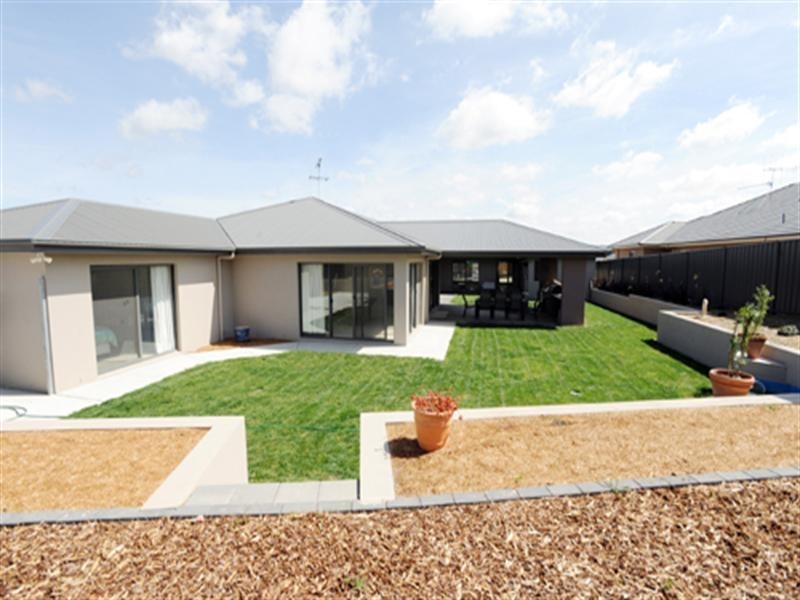 49 McCusker Drive, Bungendore NSW 2621