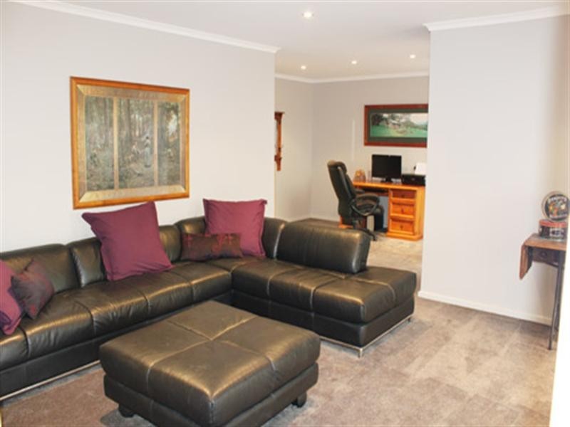 2 Moses Street, Bungendore NSW 2621