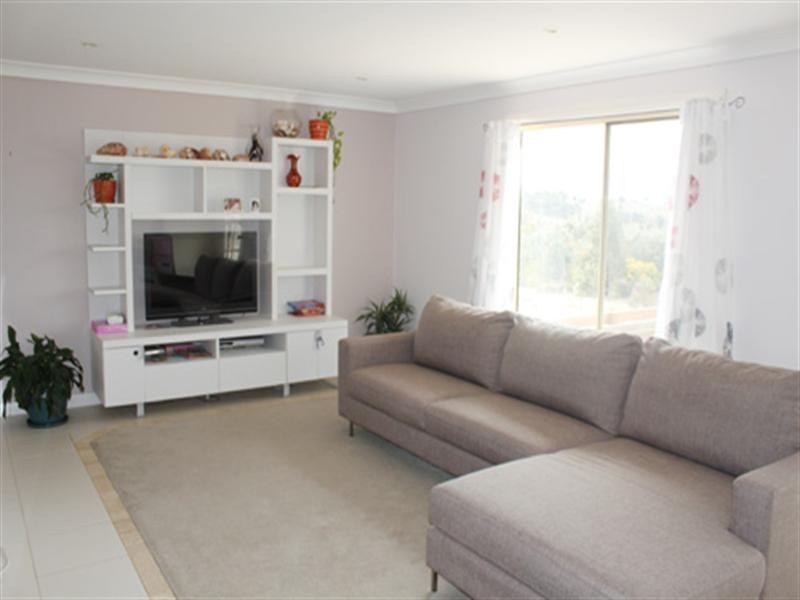 413 Denley Drive, Wamboin NSW 2620