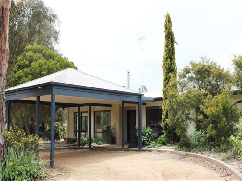 91 Cooper Road, Wamboin NSW 2620