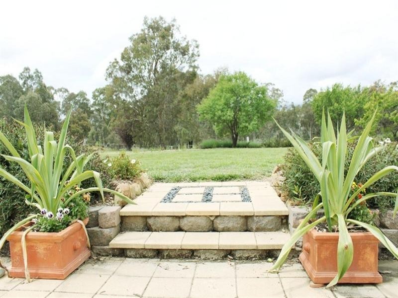 91 Cooper Road, Wamboin NSW 2620