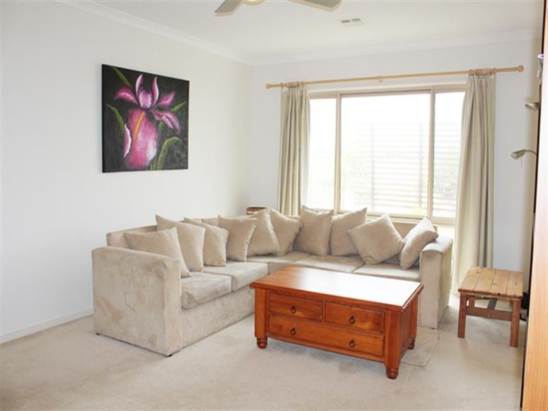 16 Eyre Street, Bungendore NSW 2621