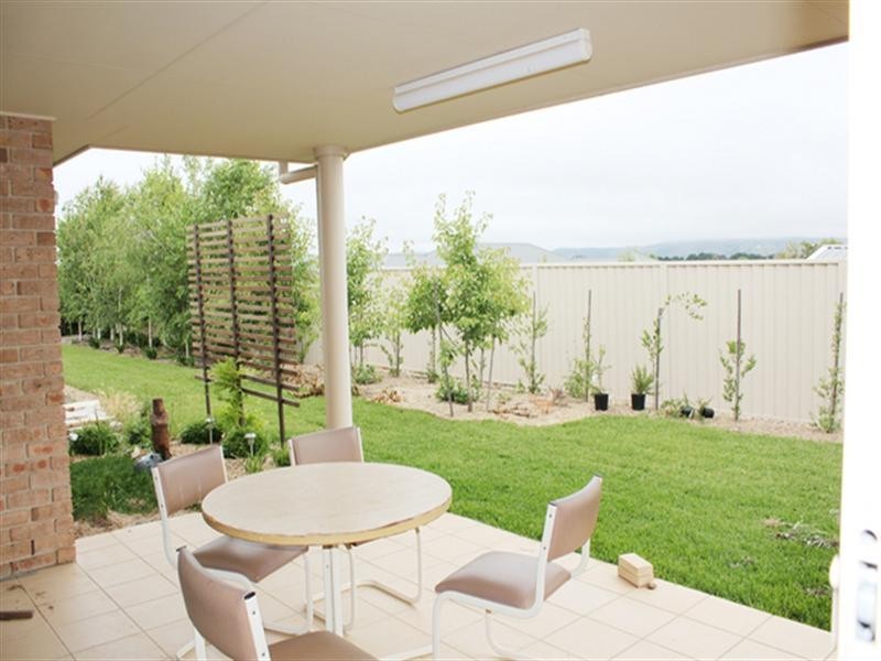 16 Eyre Street, Bungendore NSW 2621