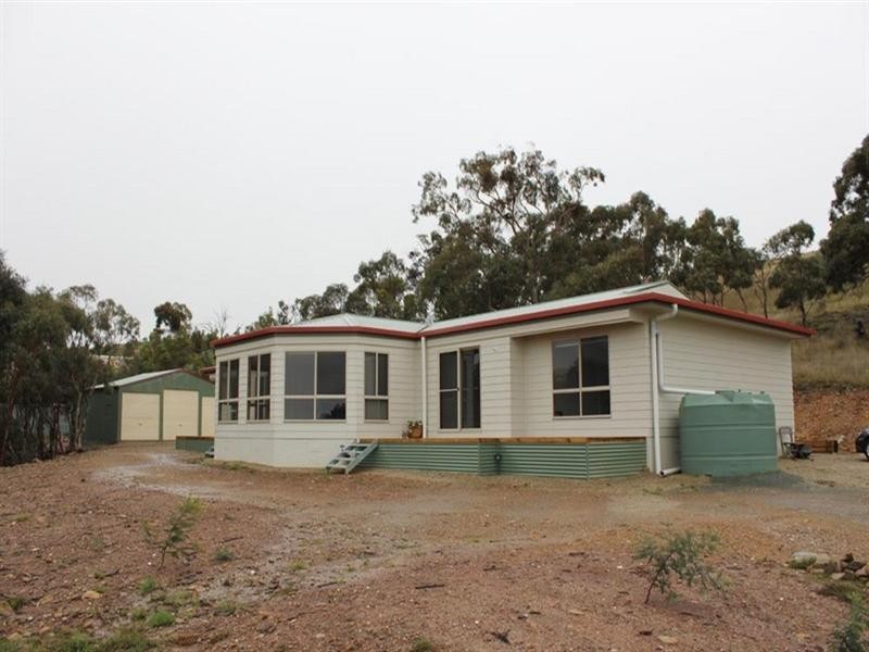 493 Denley Drive, Wamboin NSW 2620