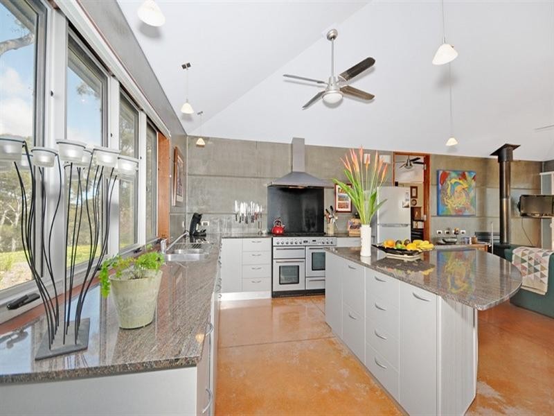 240 The Forest Road, Bywong NSW 2621