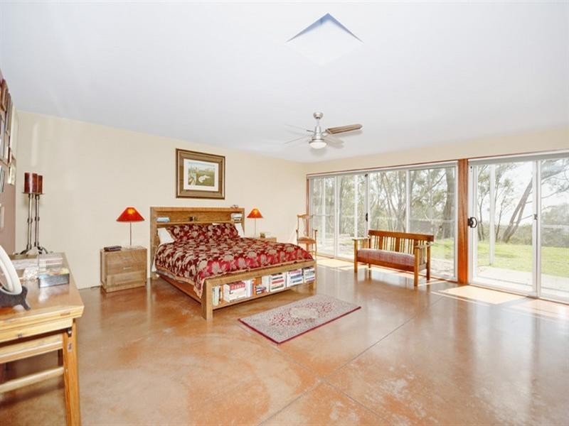240 The Forest Road, Bywong NSW 2621