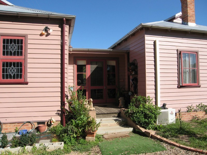 1 Rutledge Street, Bungendore NSW 2621