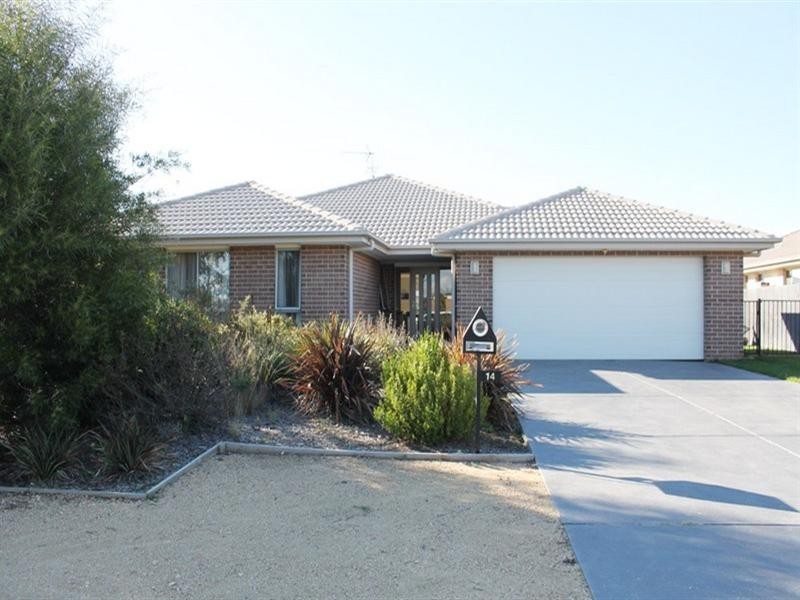 14 Lundie Street, Bungendore NSW 2621
