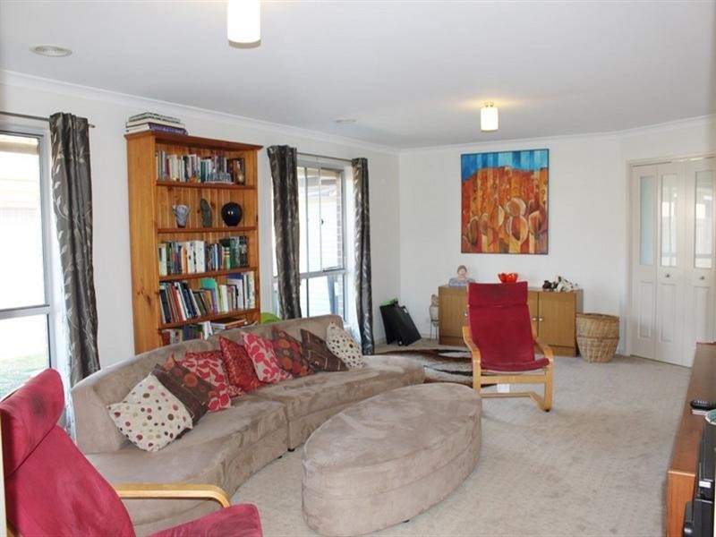 14 Lundie Street, Bungendore NSW 2621