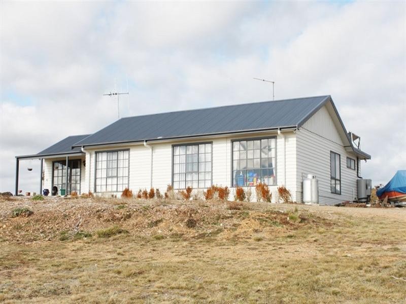 2283 Hoskinstown Road, Hoskinstown NSW 2621