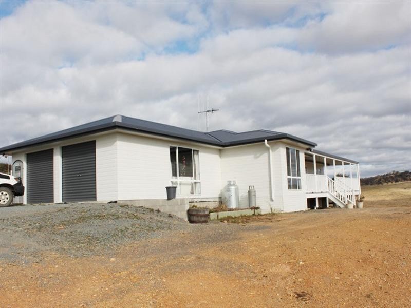 2283 Hoskinstown Road, Hoskinstown NSW 2621