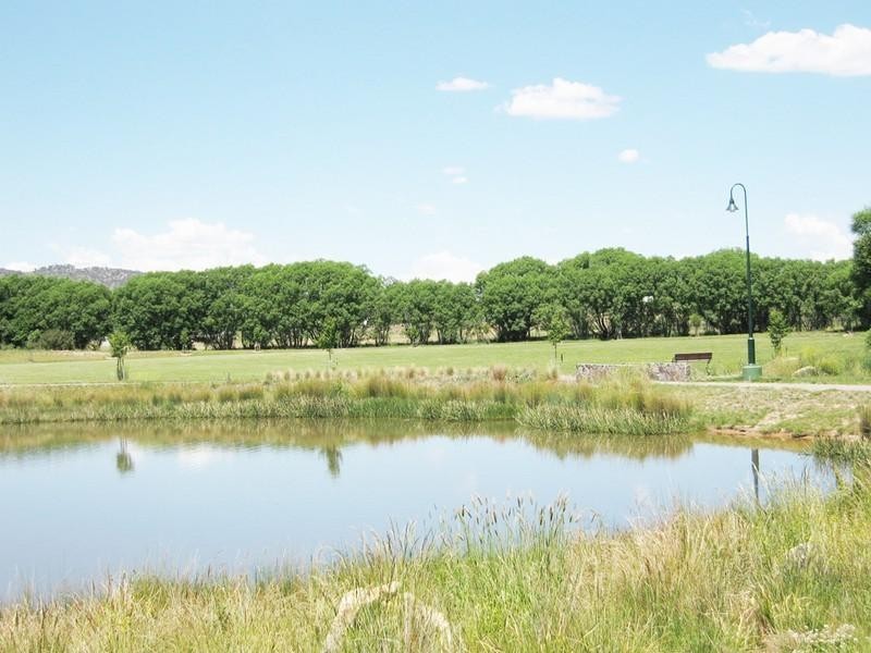 27 McCusker Drive, Bungendore NSW 2621