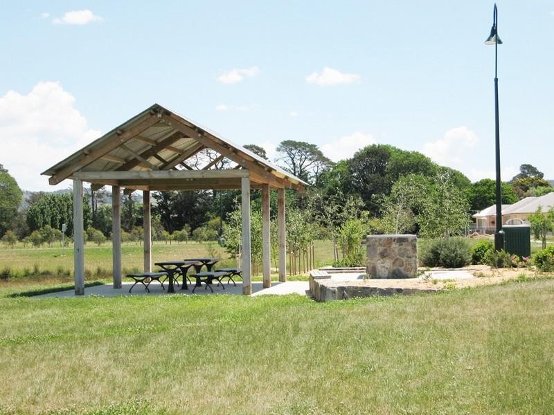 27 McCusker Drive, Bungendore NSW 2621