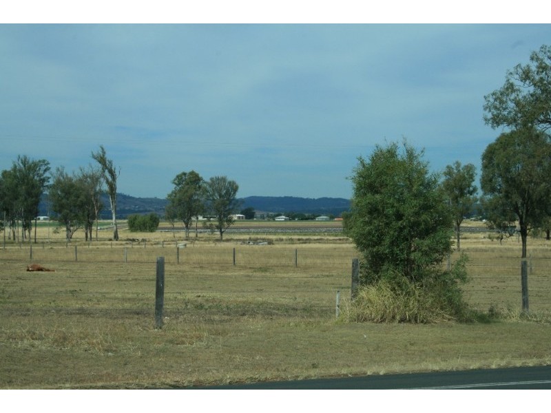 Lake Clarendon QLD 4343