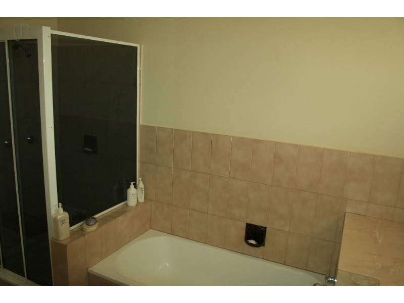 Lake Clarendon QLD 4343