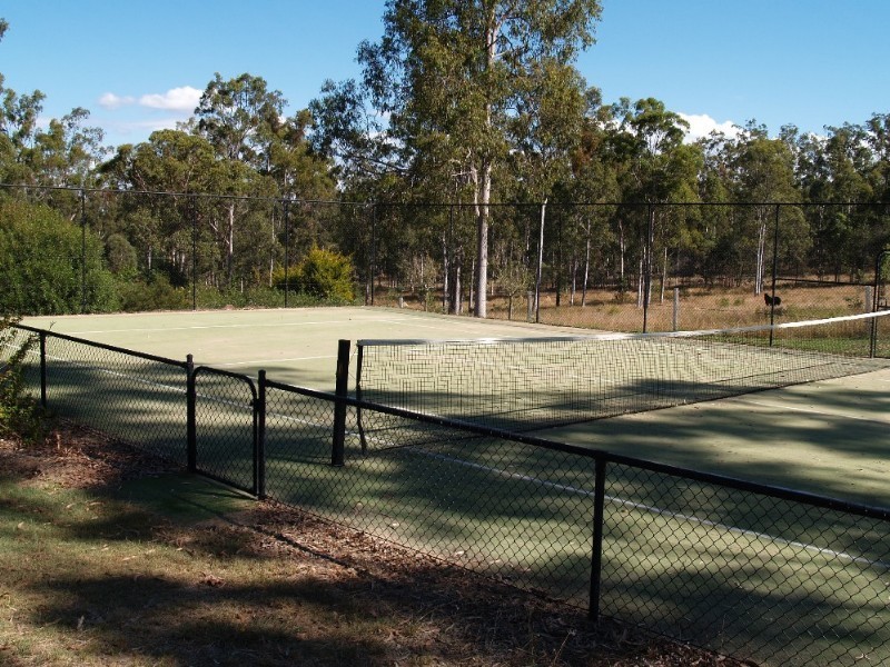 274 Willaura Drive, Esk QLD 4312