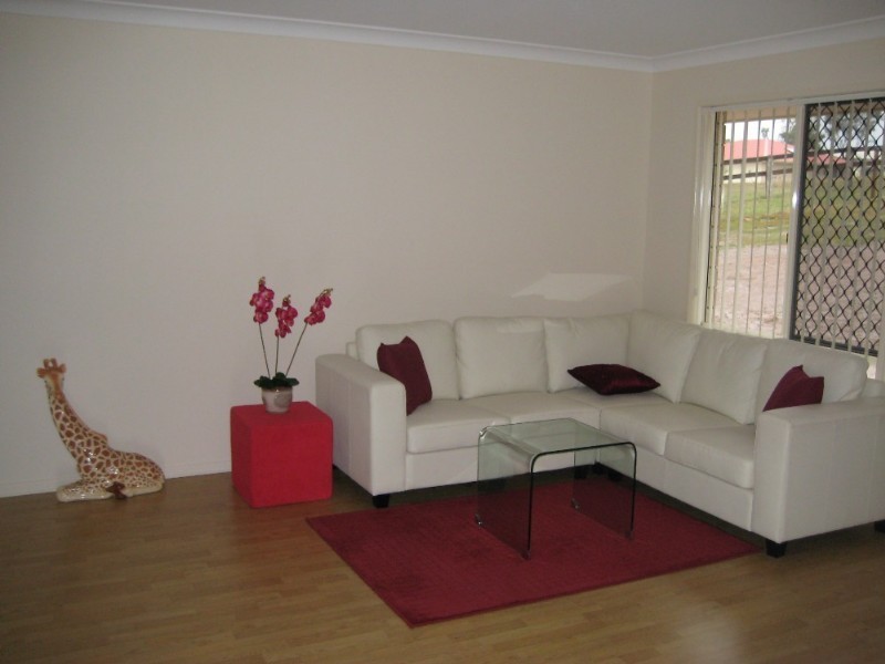 Kensington Grove QLD 4341