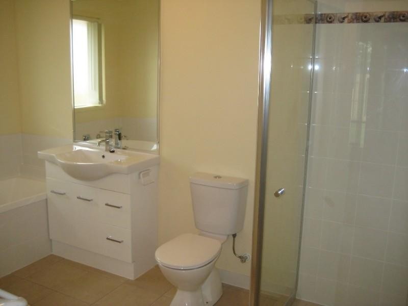 8 Oxford Court, Laidley QLD 4341