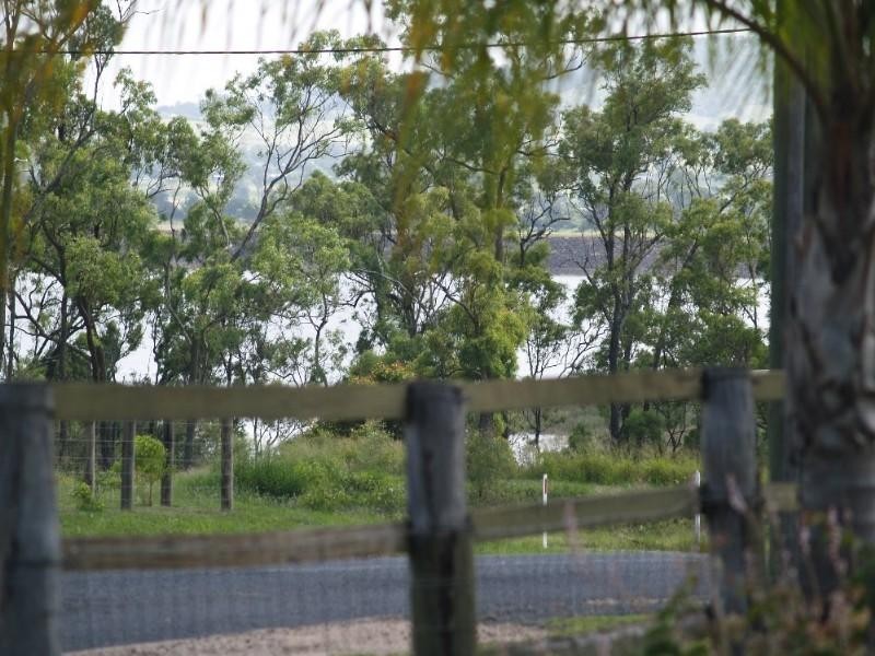 77 Lakes Drive, Laidley Heights QLD 4341