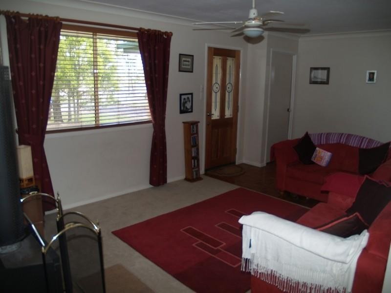 77 Lakes Drive, Laidley Heights QLD 4341