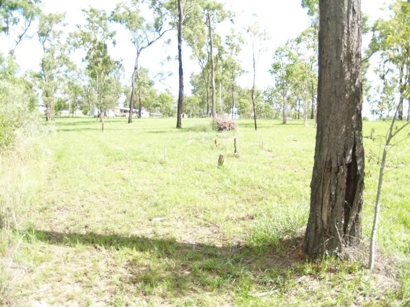 203 Lakes Drive, Laidley Heights QLD 4341